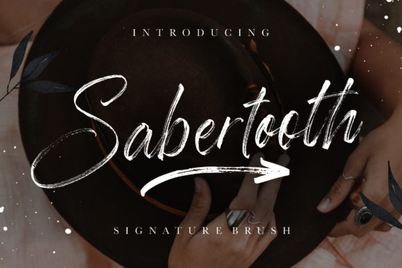 Sabertooth: A Premium Handwritten Font